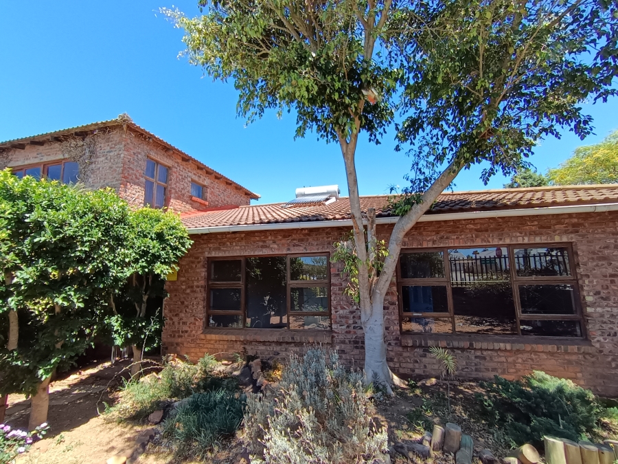4 Bedroom Property for Sale in C Place Eastern Cape